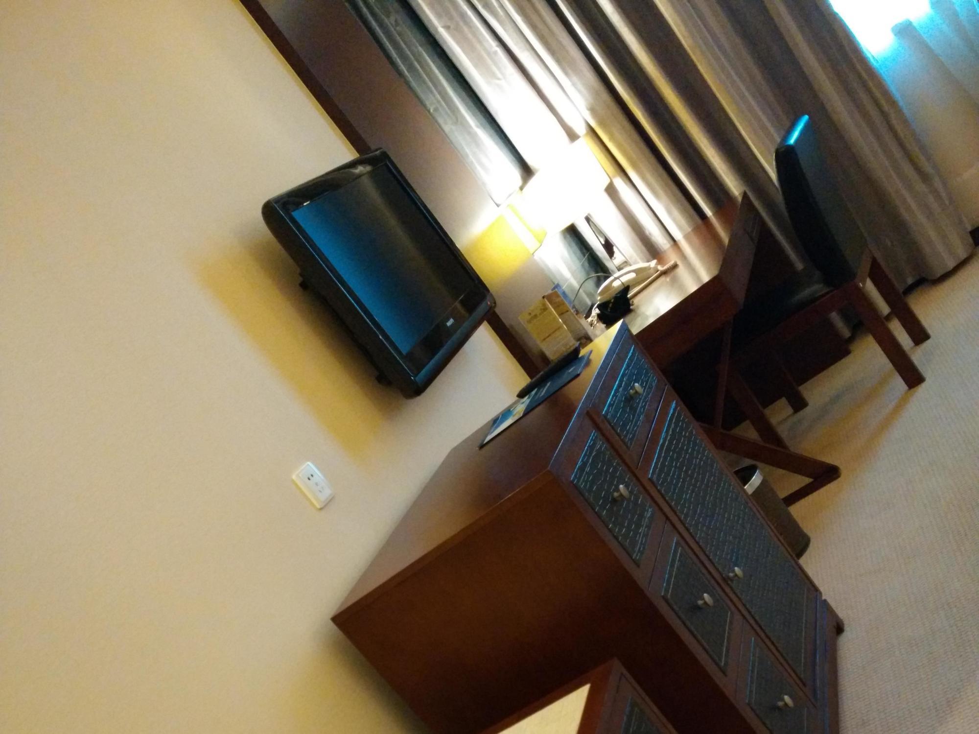 Golden Gulf Jasper Hotel Шаньтоу Экстерьер фото