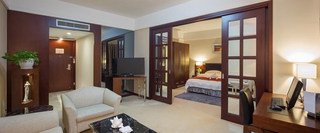 Golden Gulf Jasper Hotel Шаньтоу Экстерьер фото